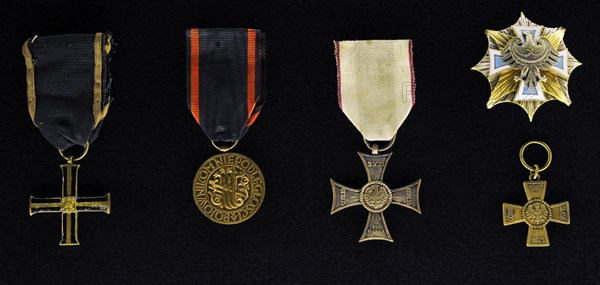 Cross of Independence, Medal of Independence, Cross with Silesian band to the value and merit, granted to the participants in uprisings; Star of Upper Silesia.