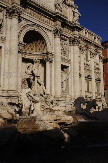 Trevi Fountain.