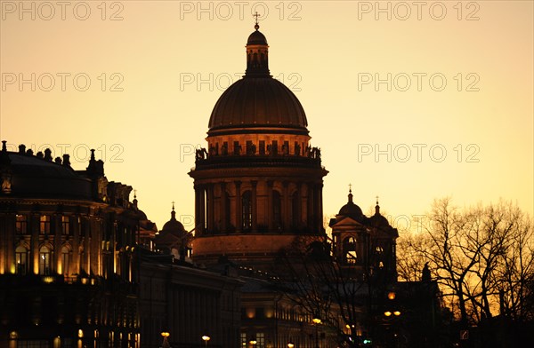 View at dusk Saint Isaac's Cathedral.