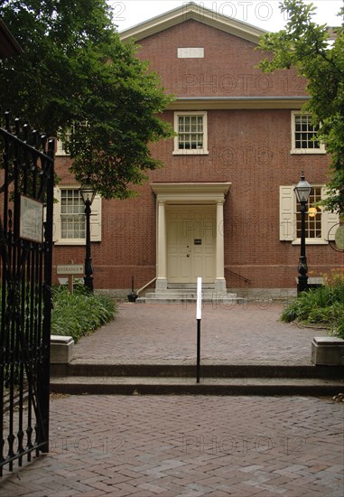 The Arch Street Meeting House.