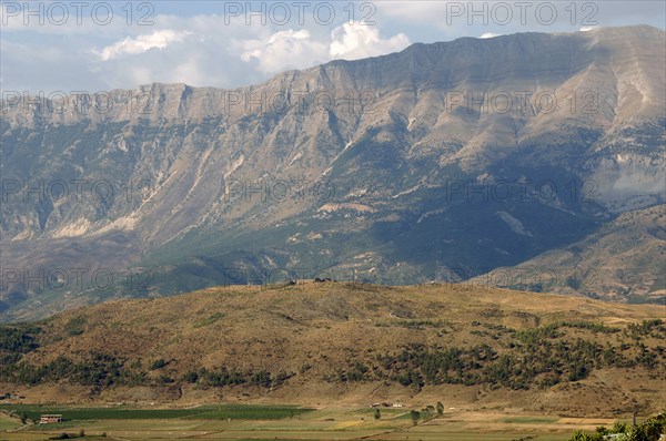 Lunxheria mountains.