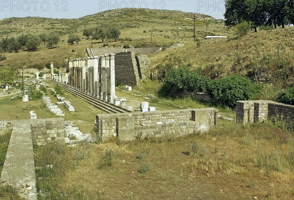 Turkey, Pergamon. Ruins.