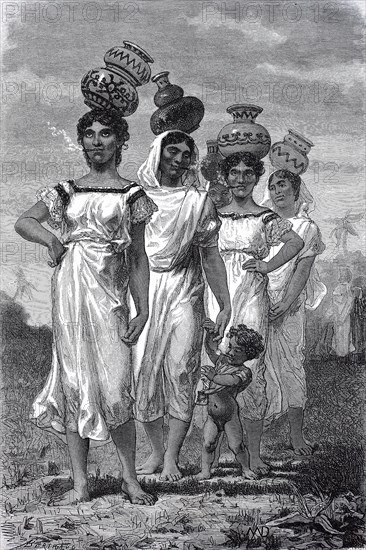 Women in Paraguay carry water in clay jugs on their heads from the river  /  Frauen in Paraguay holen Wasser in Tonkrügen auf dem Kopf vom Fluß