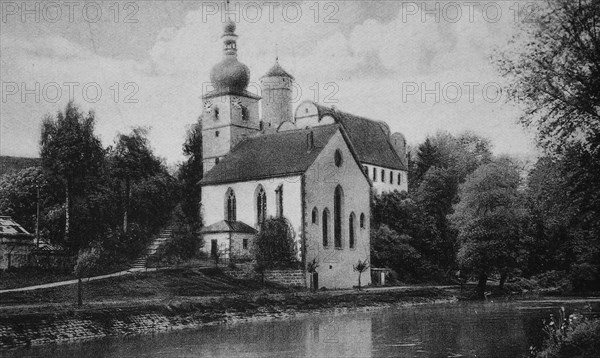 Castle and church of Strößendorf am Main