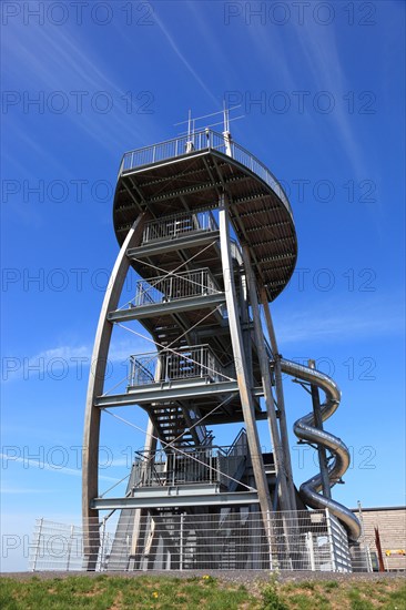 Lookout tower Noah's sailing at the elbow