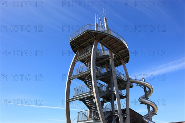 Lookout tower Noah's sailing at the elbow