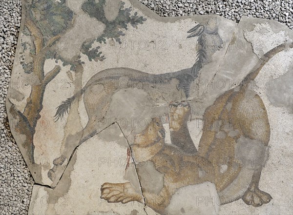 Great Palace of Constantinople, Lion attacking an animal