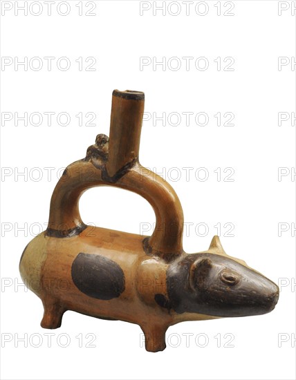 Zoomorphic vessel depicting a guinea pig