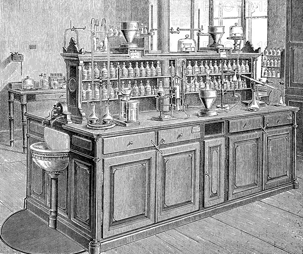 A work table from the laboratory in Leipzig