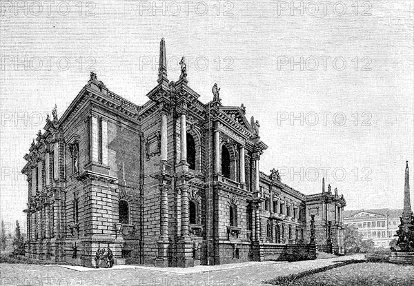 The new museum on Augustusplatz in Leipzig