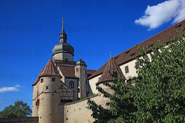 Gate Scherenbergtor and tower Kiliansturm