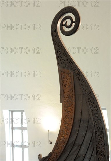 Oseberg Ship, Made in oak wood