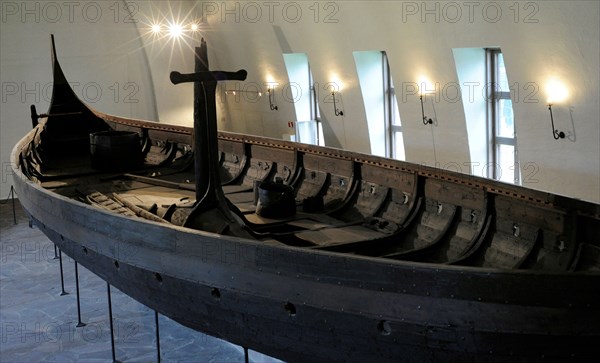 Gokstad ship, Funerary ship