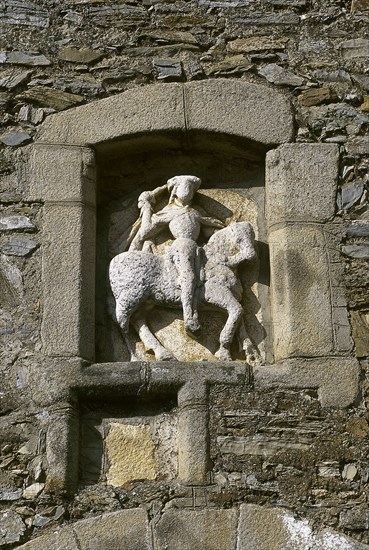 Statue of St James the Moor-slayer in Cubo's Arch.