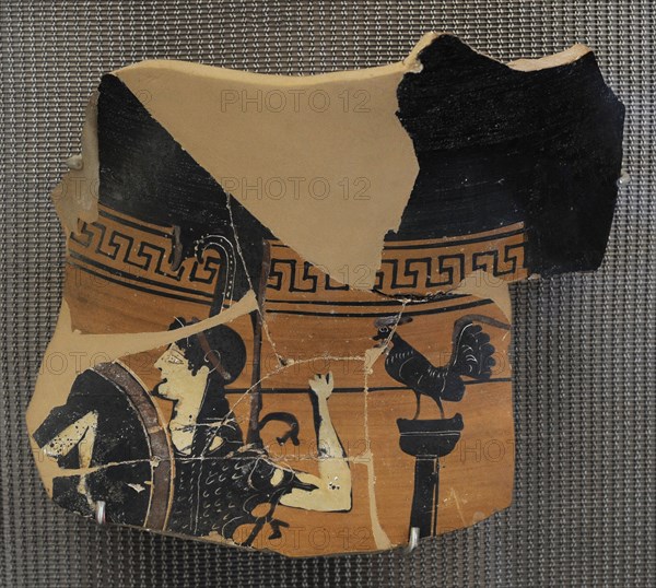 Black figure vase. Athena Promachos and a rooster on a column.