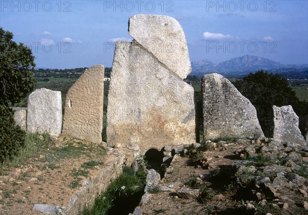 Giants' tomb.