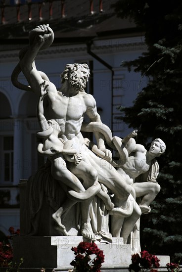 Copy of the famous sculptural group Laocoon and his Sons, located in front of the facade.