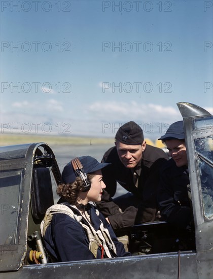 WASPs and Instructor Before Take-Off