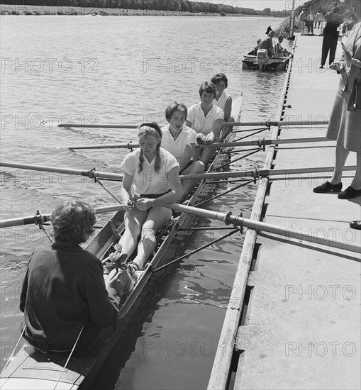 Rowing championships Bosbaan. Ladies double four / Date July 27, 1963 Amsterdam Netherlands   .
