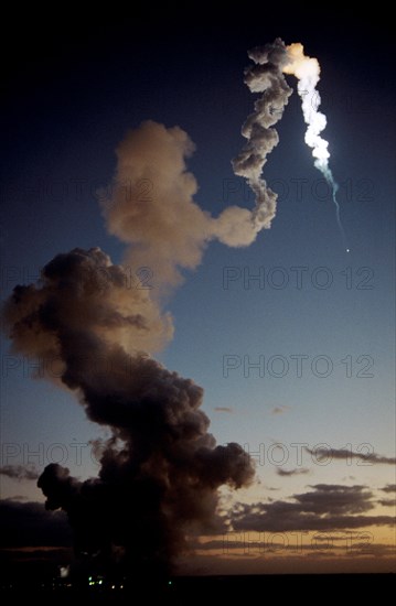 1986 - Launch of the Shuttle Columbia and begining of STS 61-C mission.