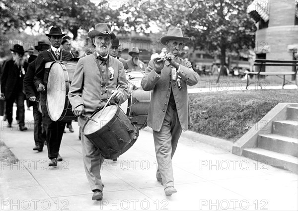 Confederate Reunion: Fife and Drum Corps circa 1917.