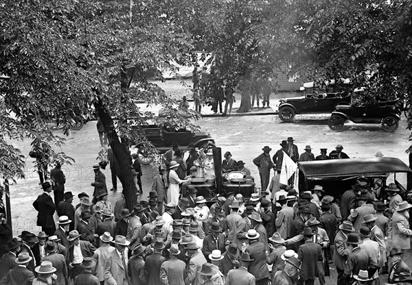 1917 Confederate Reunion - Canteen lunch.