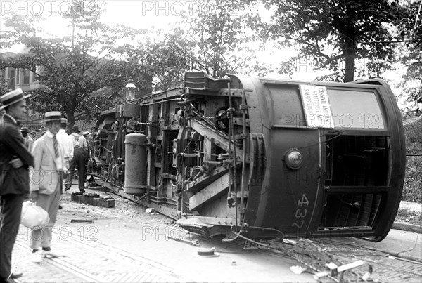 Streetcar accident - Overturned Street Car circa 1919 .