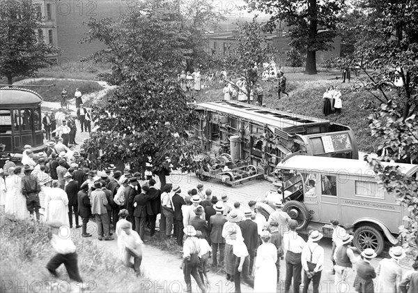 Streetcar accident - Overturned Street Car circa 1919 .