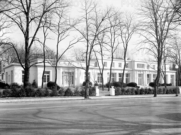 A new exterior view of the recently built Venezuelan Embassy in Wash., D.C. circa 1939.