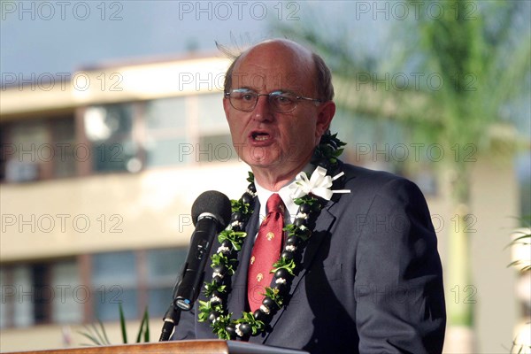 2004 - U.S. Marine Corps (Retired) Col. William J. Davis, head of the General Douglas MacArthur Foundation, gives a speech during the dedication ceremony of the newly built Nimitz-MacArthur Pacific Command Center (NMPCC) at Camp H. M. Smith, Hawaii, Apr. 14, 2004. .