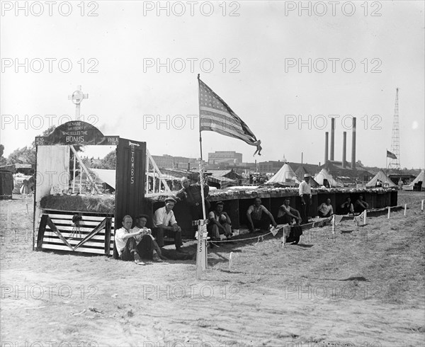 Bonus Army camp 'Who killed the bonus.' Anacostia, Washington, D.C.? circa 1932.