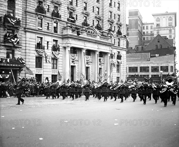 Franklin D. Roosevelt - Franklin D. Roosevelt inauguration. Parade. Washington, D.C. March 4, 1933.