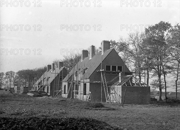 Construction in New Amsterdam / Date November 19, 1947  Location Drenthe, New Amsterdam.