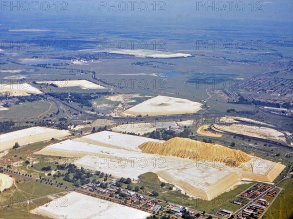 1961 Africa - Gold mine (or diamond mine) dumps in South Africa .