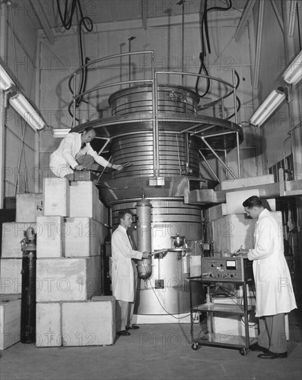 Atomic Energy Reactor