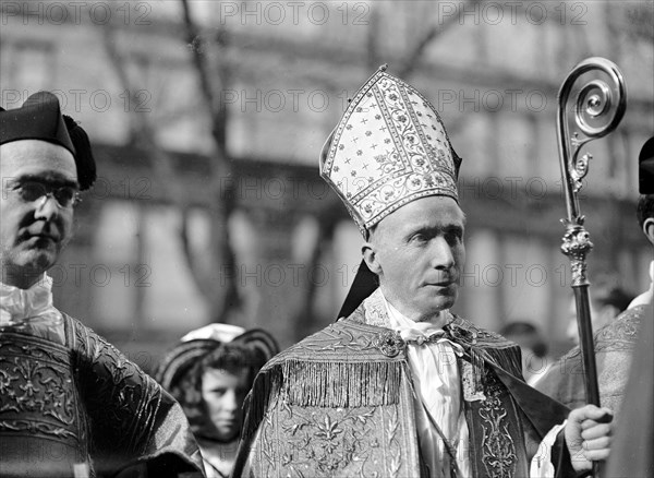 Cardinal Gibbons at an outdoor Mass