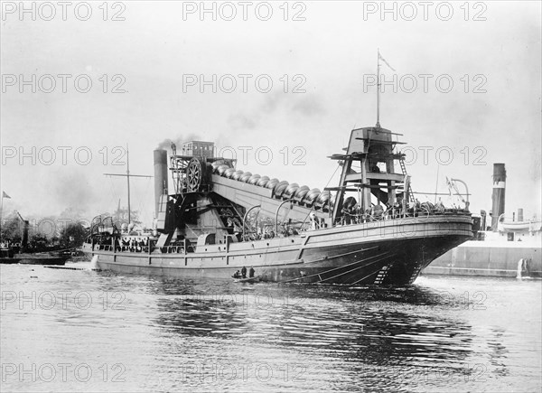 Construction on the Panama Canal