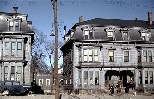 Children in the tenement district