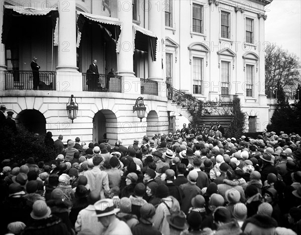 President Hoover greets Washington youngsters