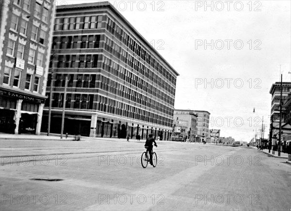 Original Caption: The Eaton's store on Portage Avenue in Winnipeg