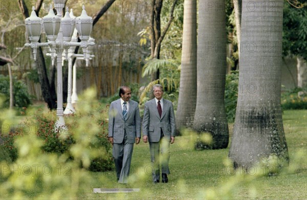 Jimmy Carter and President Carlos Perez