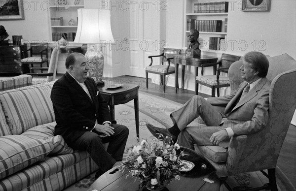 Senator Jennings Randolph with Jimmy Carter in the Oval Office.