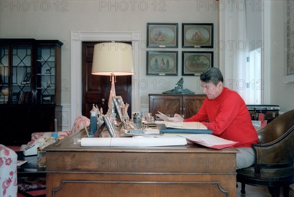Presidential Photo - President Reagan working in the residence study.