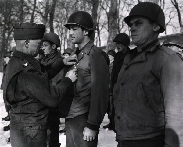 Awarding of a second oak leaf cluster to the Purple Heart of Sgt. James C. Driscoll