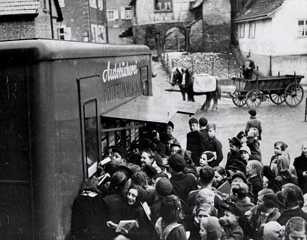 U.S.I.S. Bookmobile, Mannheim