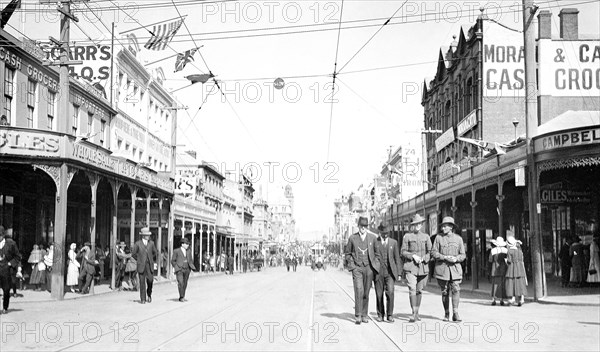 Elizabeth Street at Bathurst Street intersection