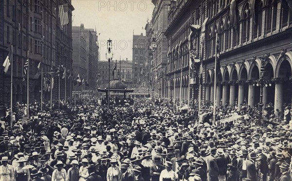 Armistice Day, Martin Place, Sydney NSW 1918