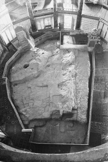 Temple area, Mosque of Omar [i.e., Dome of the Rock], etc. Rock Moriah, from the dome. ca. 1900