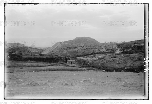 Acrhelogical excavations at the tell - Bethshean ca. 1900