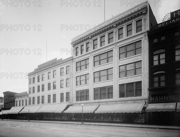 Goldenbergs Department Store in Washington D.C. ca. between 1910 and 1926